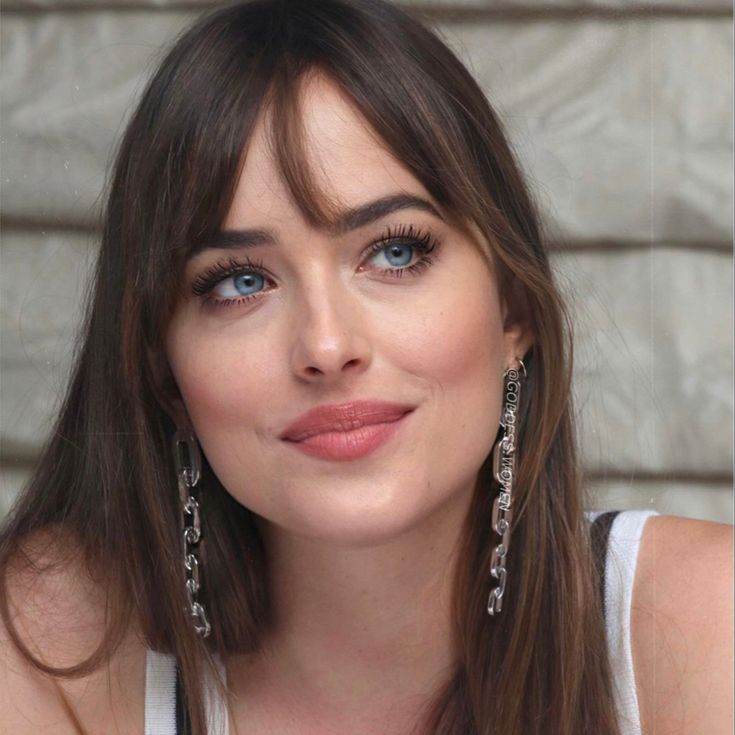 Dakota Johnson