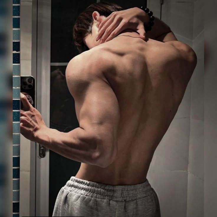 Lorenzo Eltezza Valenhart