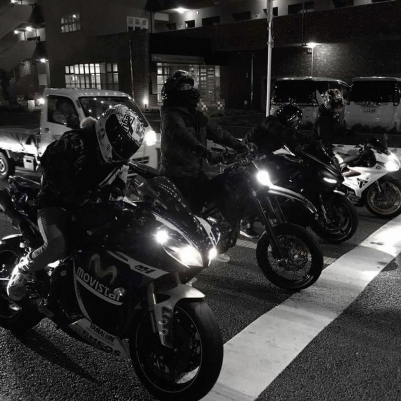 Des motards