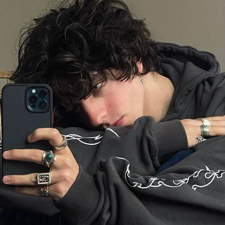 Старший брат / Саша