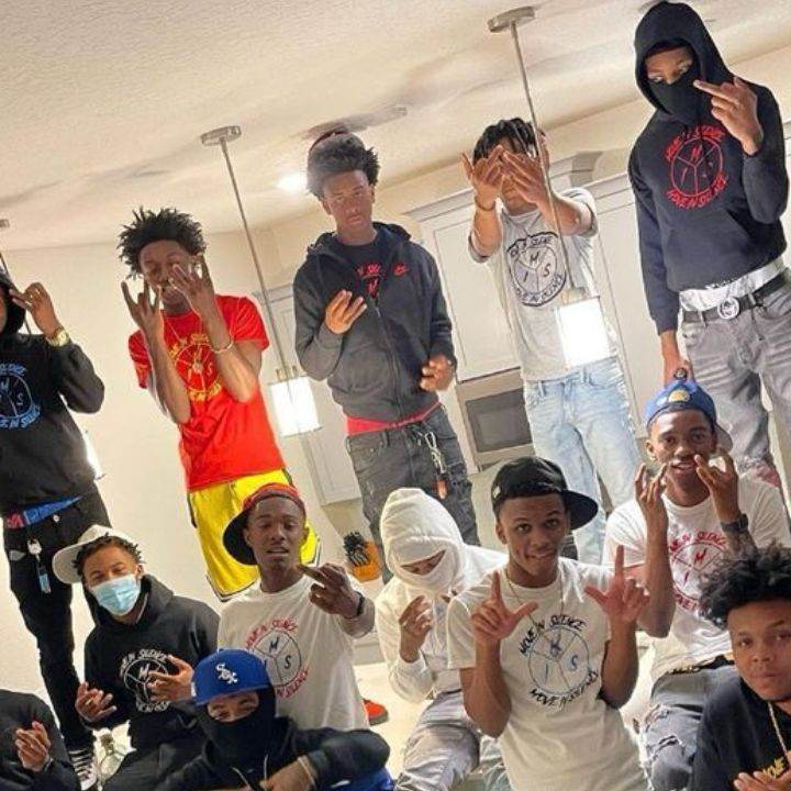 kj,tay,dee,dj,cj,von