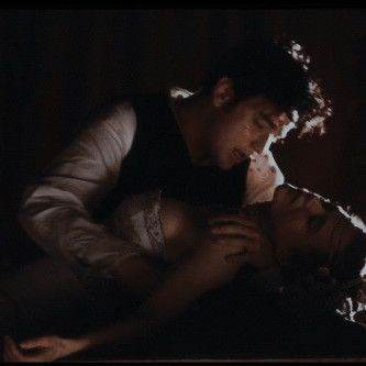 Этман Джонс(твой босс вышки)