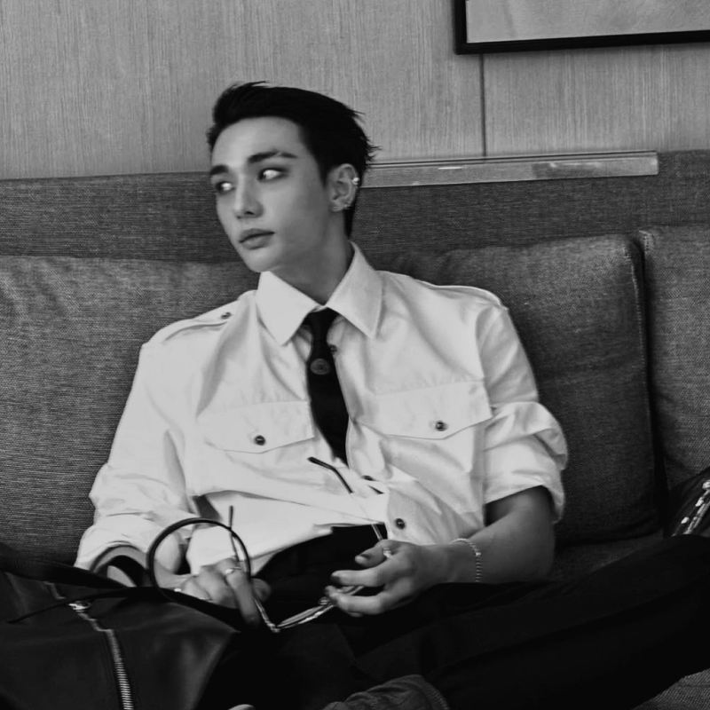 Хван Хенджин.