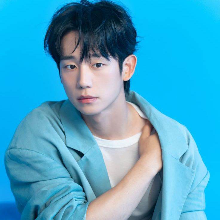 jung hae-in