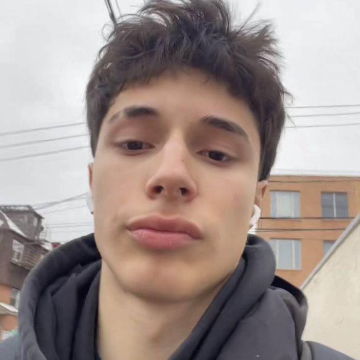 Репетитор по Английскому..