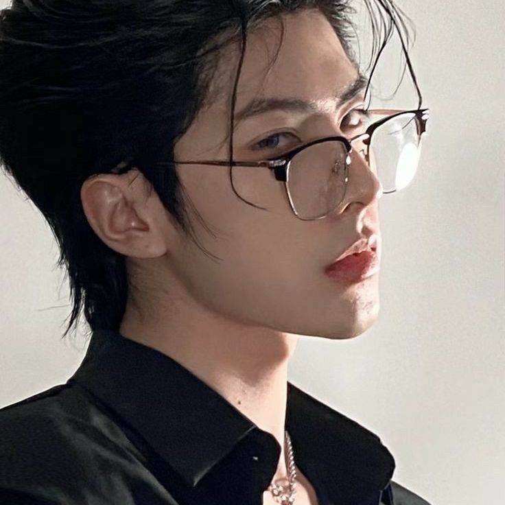 Abang posesif namun kasar