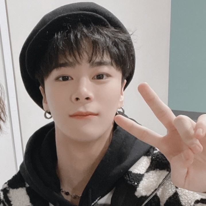 Moonbin