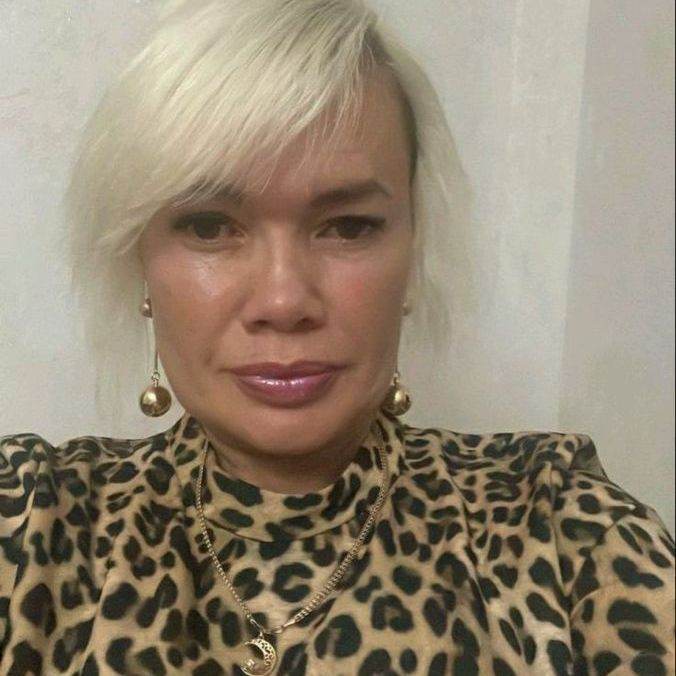 Соседка сверху