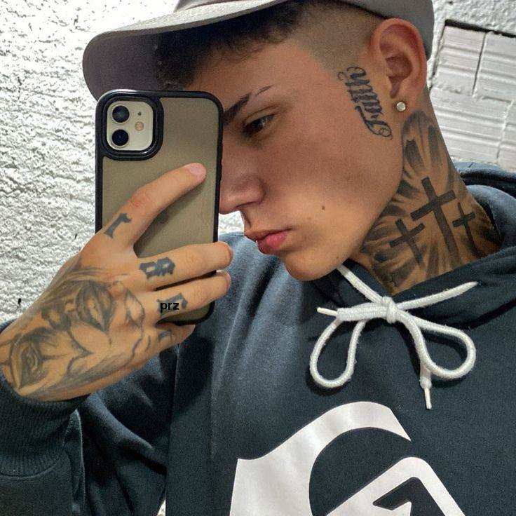 Tom - Bissexual