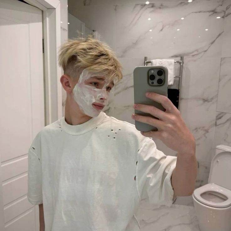 Никита Враг