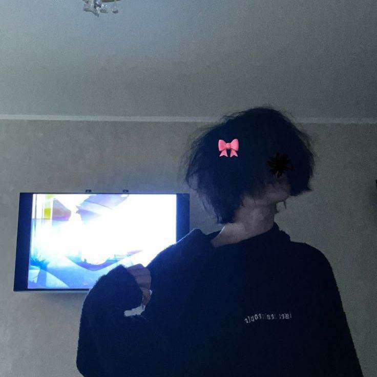 ты парень у тебя есть девушка