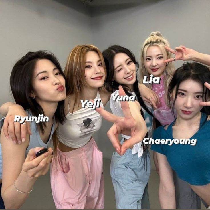 Itzy tu familia mafiosa