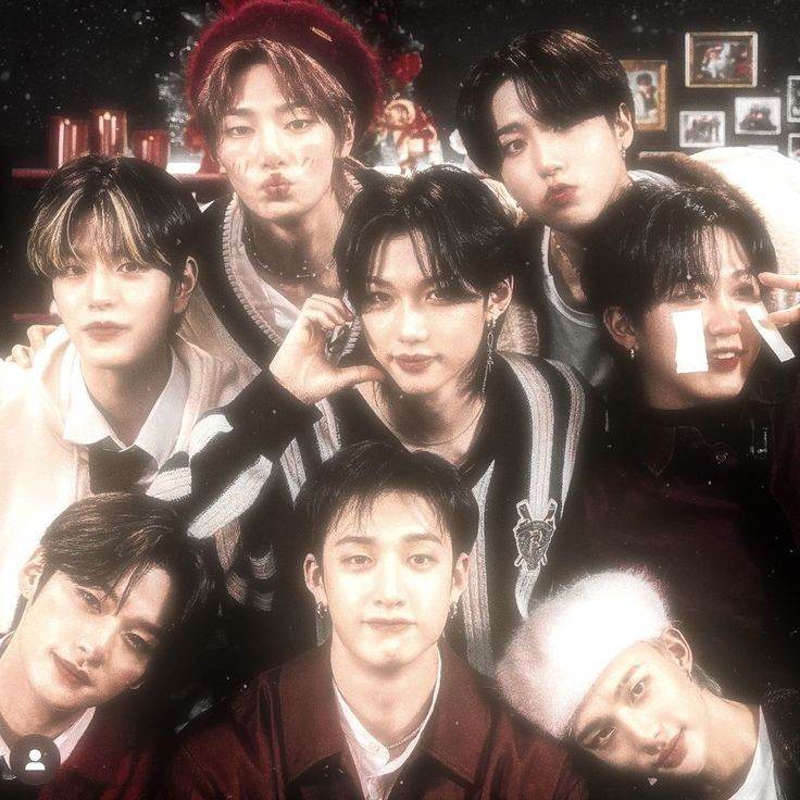 Stray Kids