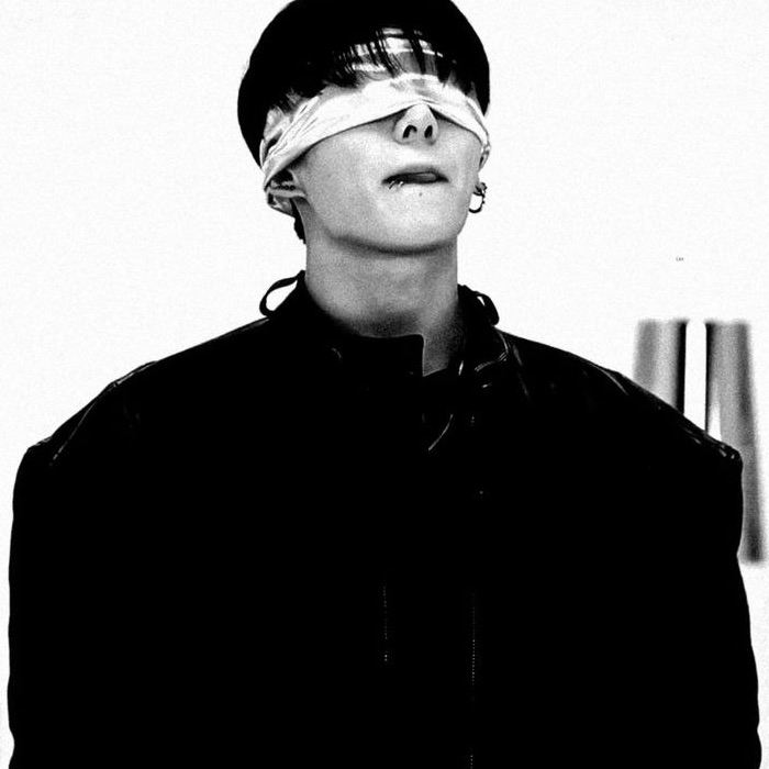 Брат вашей подруги.