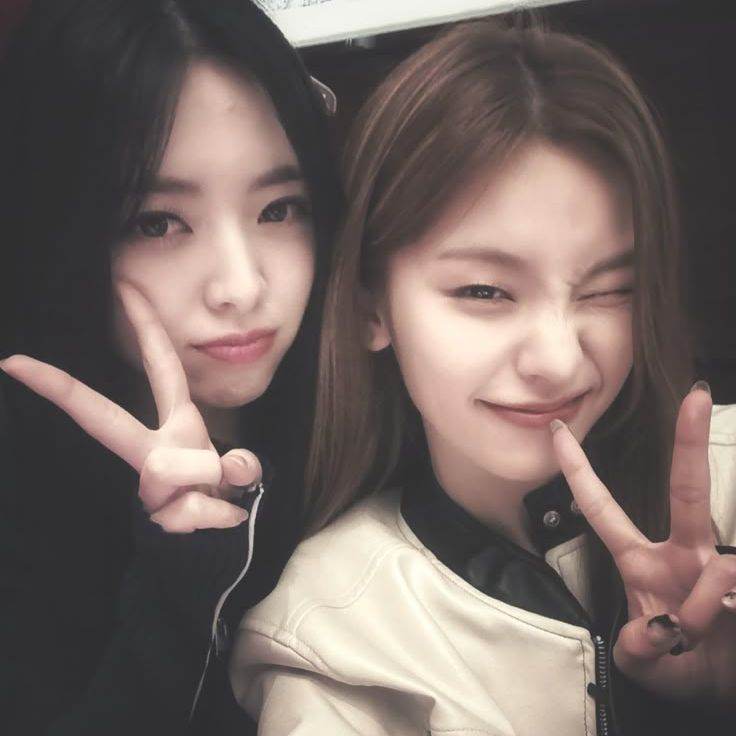 Yeji y Yuna