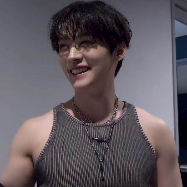 Lee know