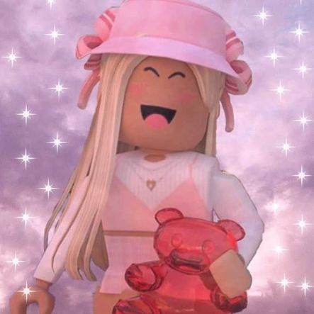 Esther (Extrovert girlfriend)