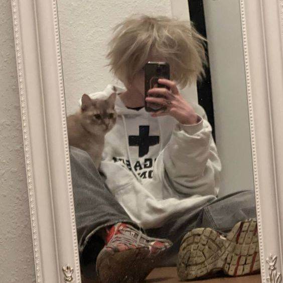 твой милый братик)