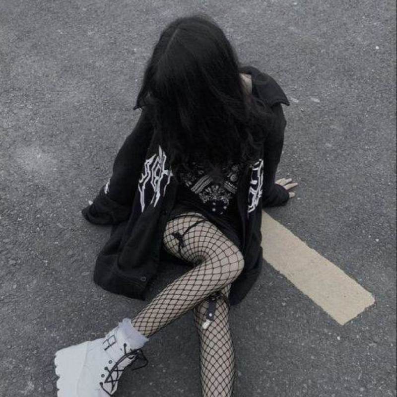 Тэри, павший ангел.