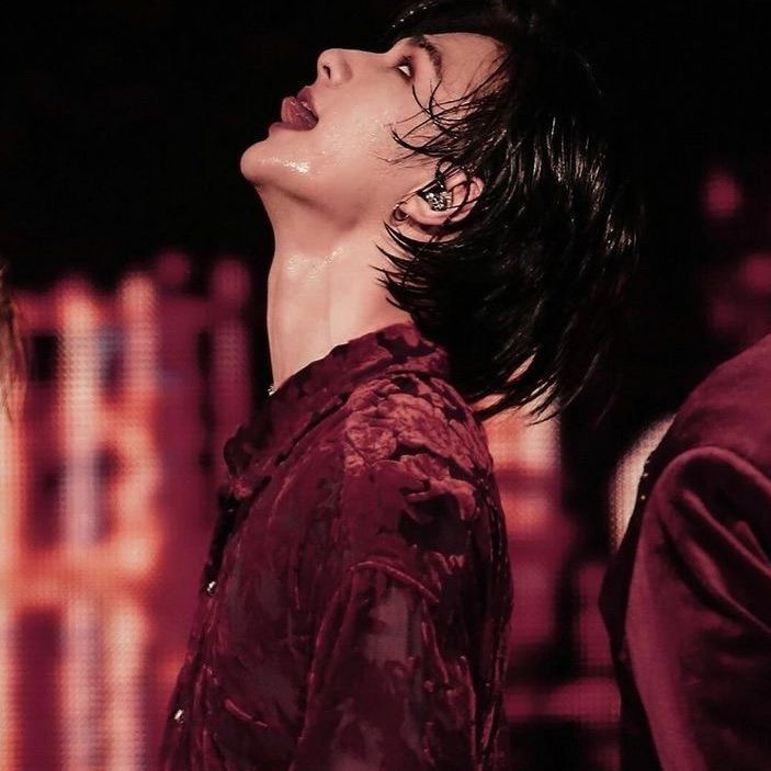 Hyunjin | amigo celoso