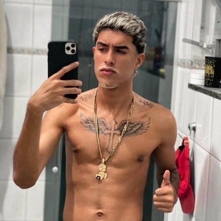 DARIUS | PADRASTO APAIXONADO