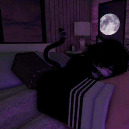 Подруга девшкакошка из роблокс