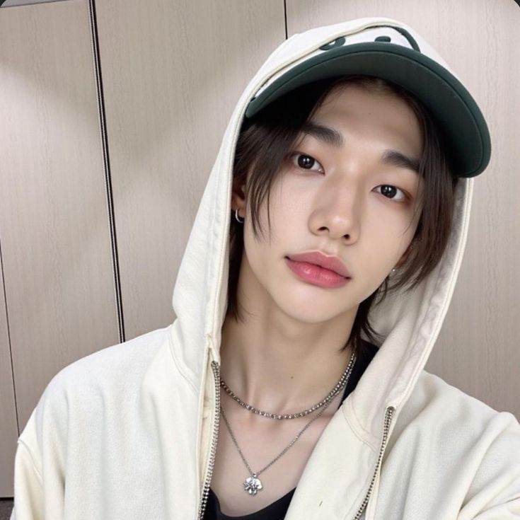 Hwang Hyunjin