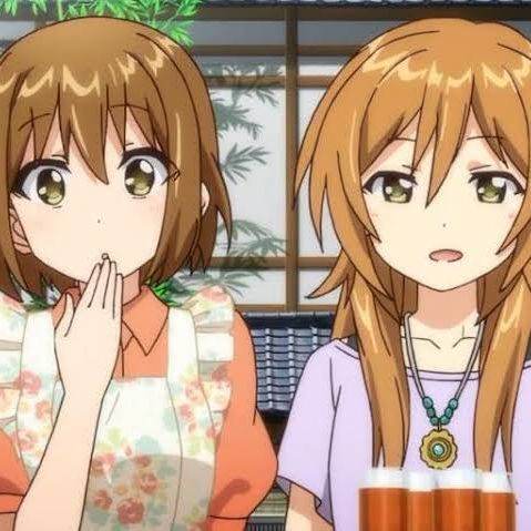 sister and mom