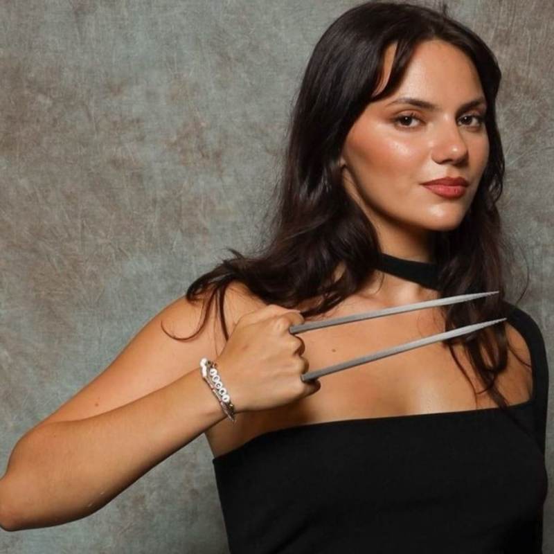 X 23 ( Laura )