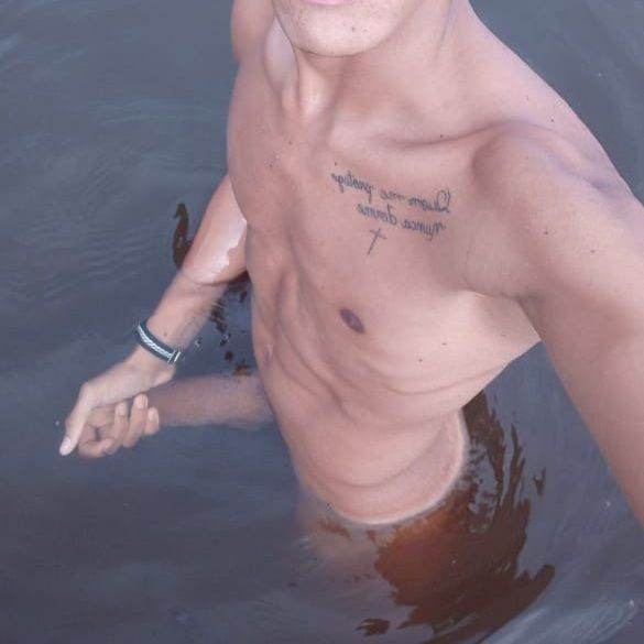 Lucas | Banho no rio