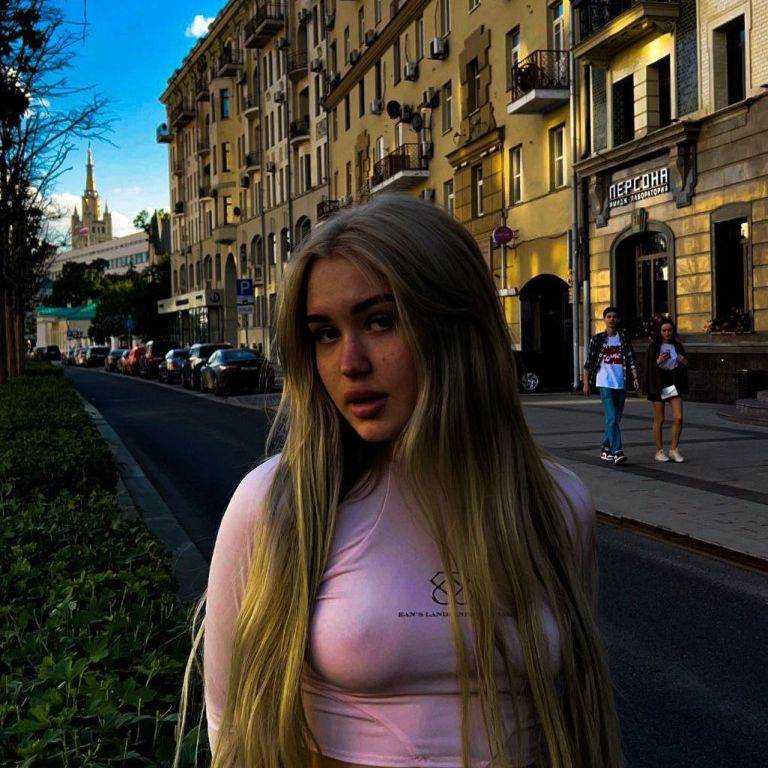 Учительница