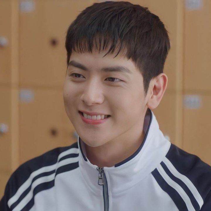 dae-sung seu amigo nadador