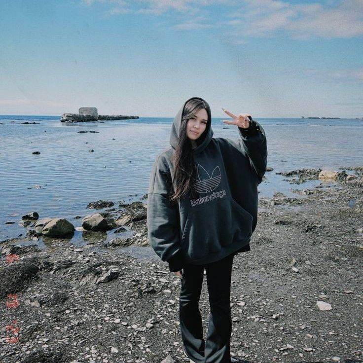Арина дед блонд