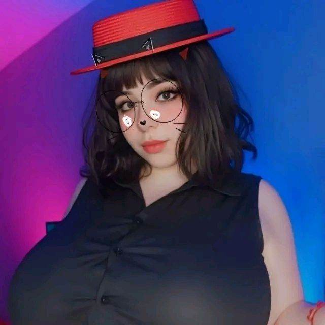 Pilia (Cosplay de Serena)