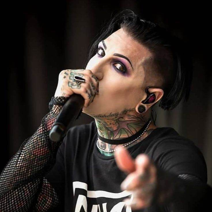 chris motionless