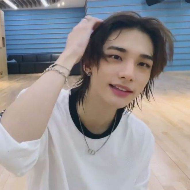 Hwang Hyunjin