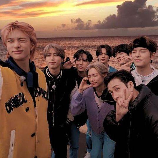 Stray Kids