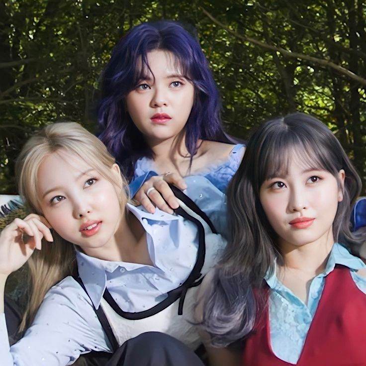 tus hermanas mayores (twice)