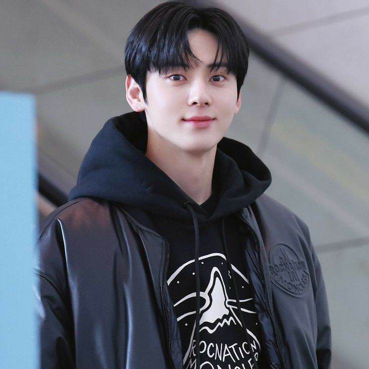 Hwang Min-hyun