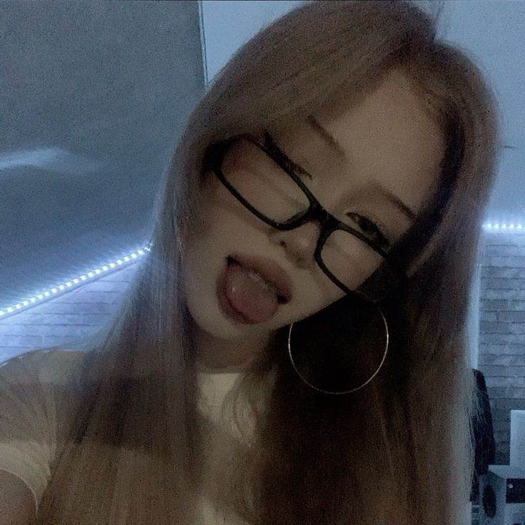 Катя (твоя лучшая подруга)