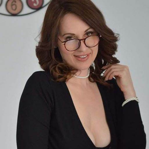 Учительница милфа